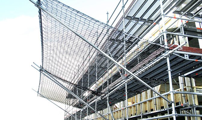 İSKELE SİSTEMLERİNDE GÜVENLİK AĞI - SafetyRespect Kenar koruma ürünleri